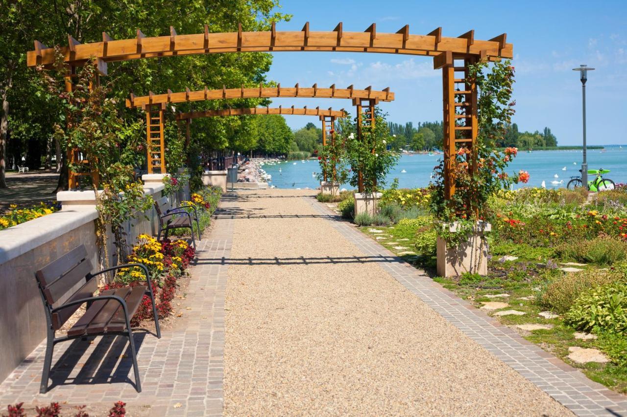 Behouse@Lake بالاتونفوريد المظهر الخارجي الصورة